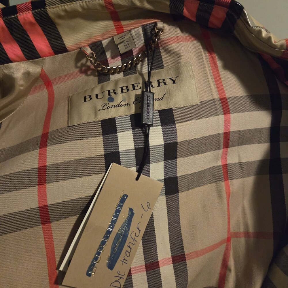 Burberry New w/Tags Neon Pink Check Trenchcoat - Picture 6 of 9